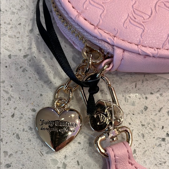 Juicy Couture Pink Heart Key & Card Holder - Picture 3 of 6